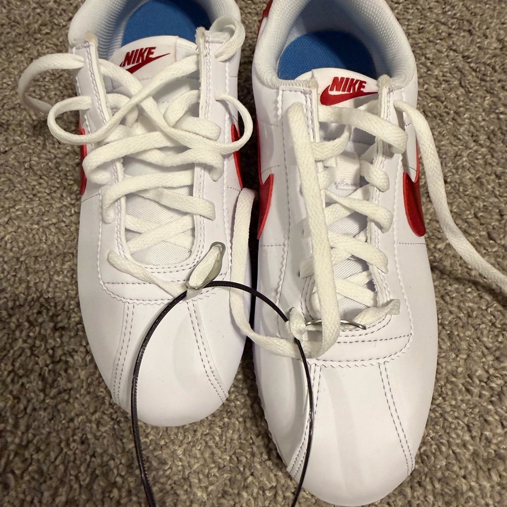 Nike Kids White and Red Sneakers with Blue Interior